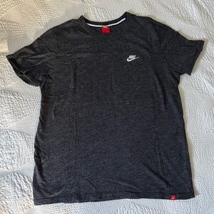 Nike Men's Charcoal T-Shirt